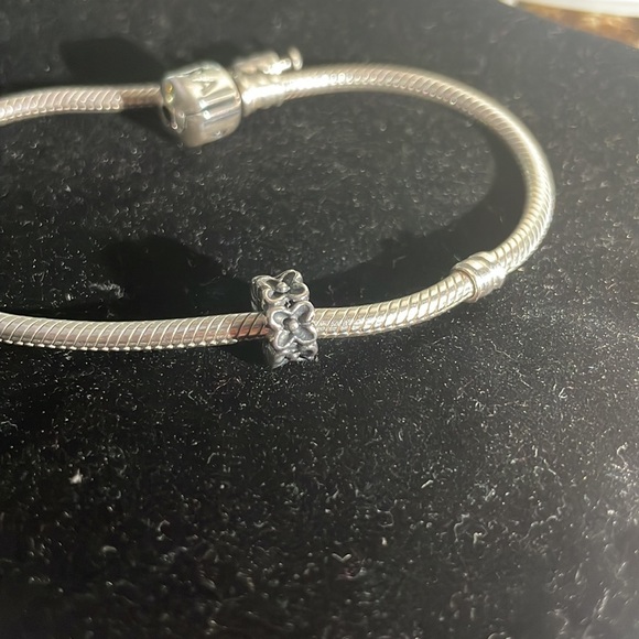 Pandora Sterling Silver Aloha Flower Spacer Charm - Picture 3 of 5